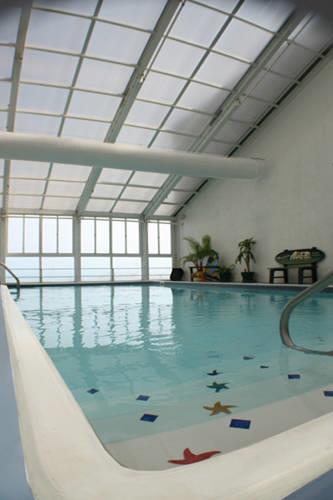 Отель Bolero Resort