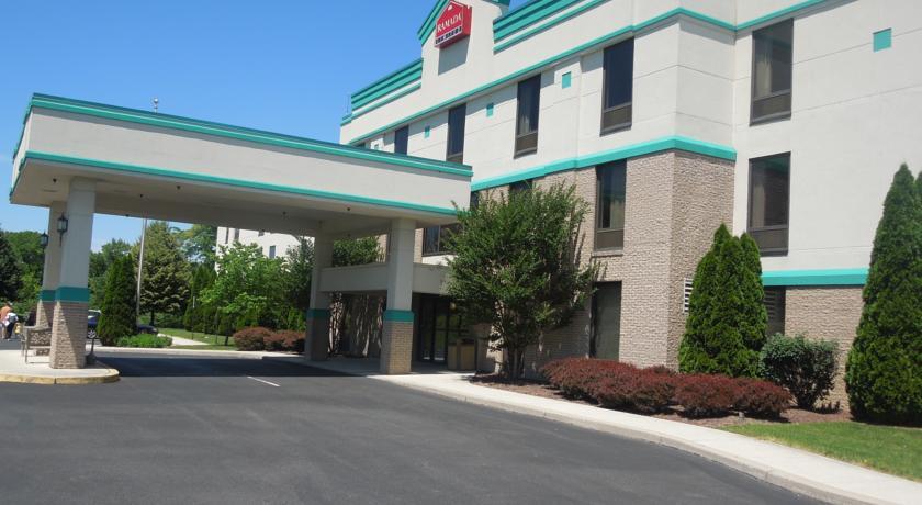Отель Ramada Limited