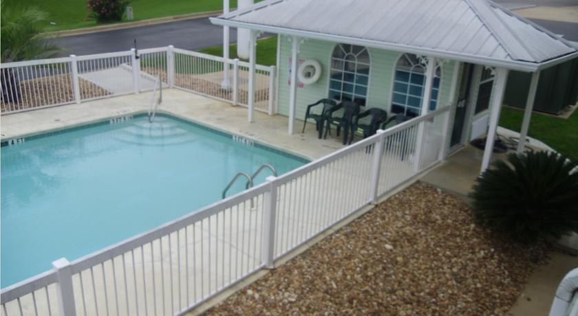 Отель Key West Inn - Millbrook
