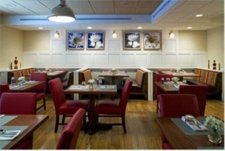 Отель Four Points by Sheraton Norwalk