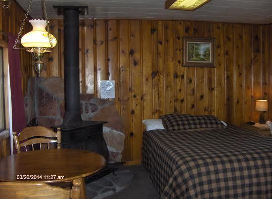 Отель Double B Lodge