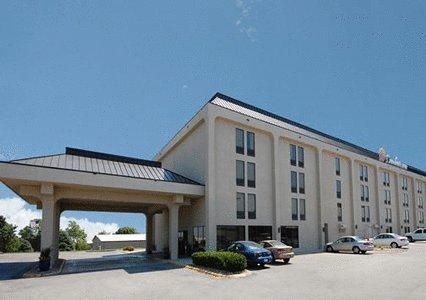 Отель New Victorian Inn & Suites Omaha