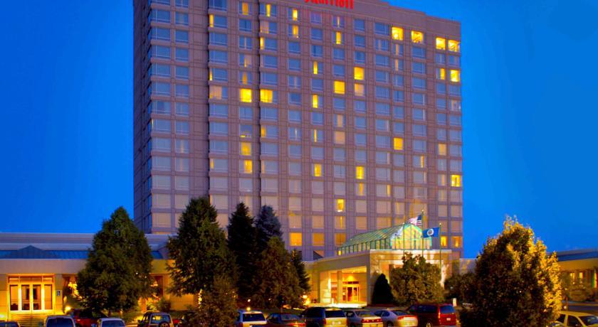 Отель Minneapolis Marriott Southwest
