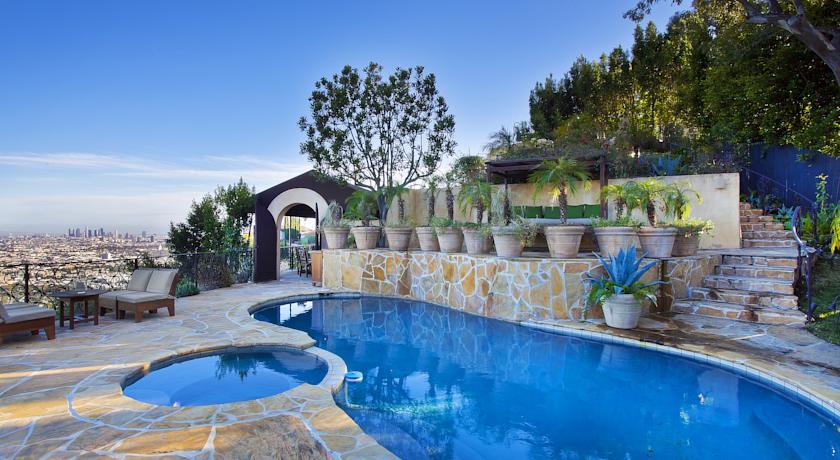 Hollywood Hills Villa by LuxPads