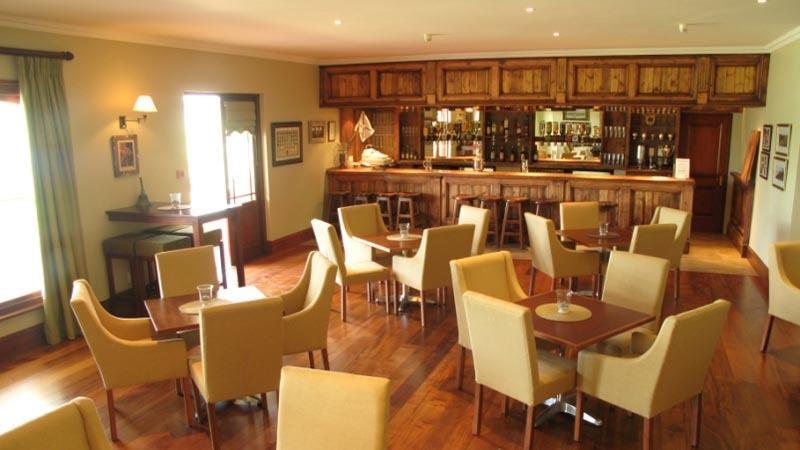 Отель Gowrie Golf Lodge