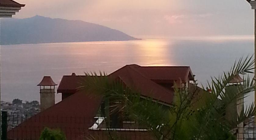 Bey-Tur Villa