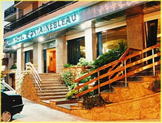 Отель Gran Hotel Fontainebleau