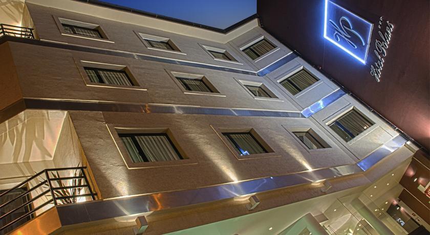 Отель Hotel Polans