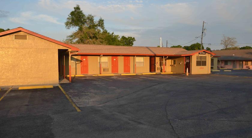 Отель El Camino Motel