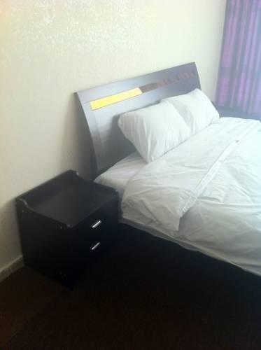 Апартаменты Al Hamouri Apartments