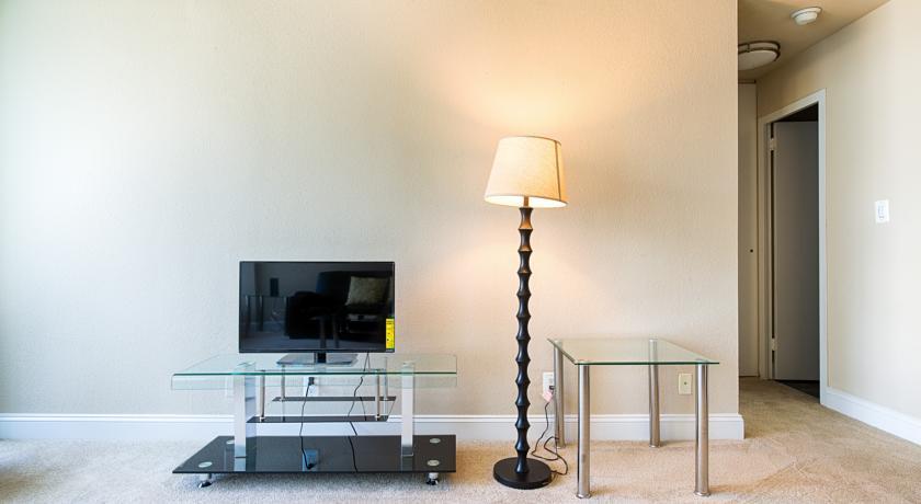 Washington Experience Apartment