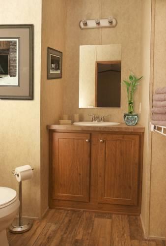 Отель Watford Ridge Suites