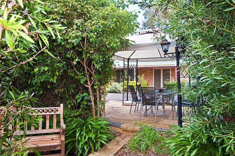 Мини-отель A Vintners Retreat Bed and Breakfast