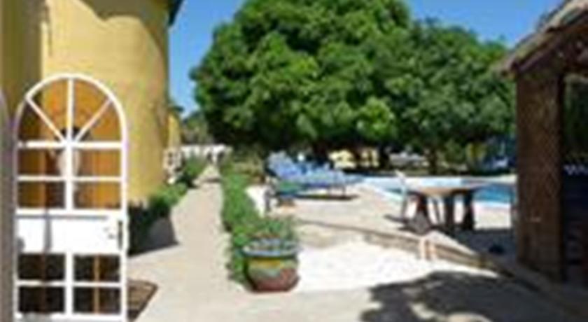 Отель Oasis Relax Lodge