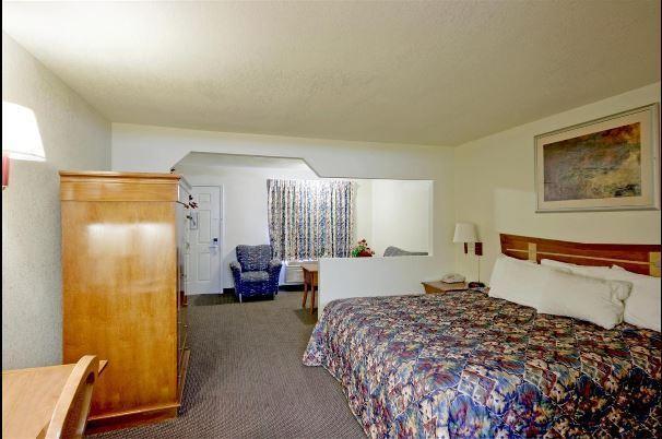 Отель Americas Best Value Inn Sallisaw
