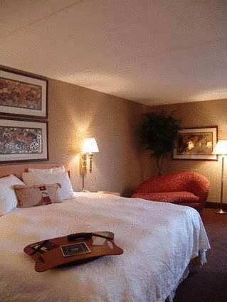 Отель Hampton Inn Seymour