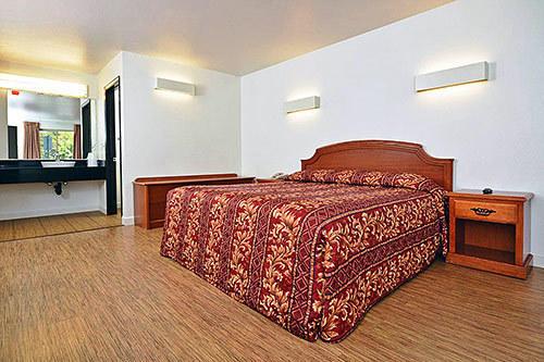 Отель Motel 6 Anderson