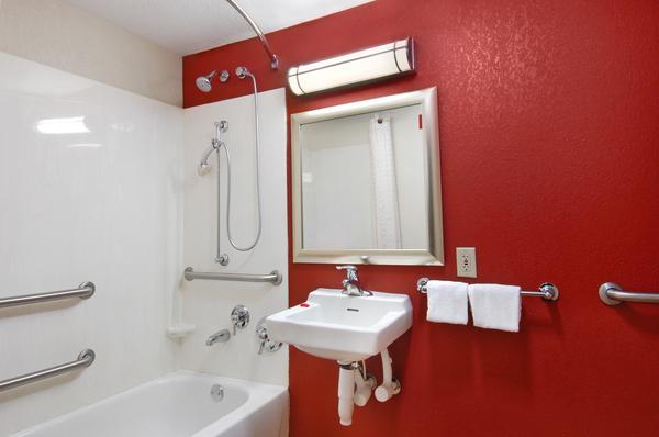 Отель Red Roof Plus Statesville
