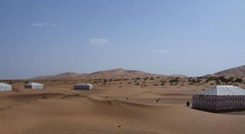 Отель Merzouga Journeys Camp