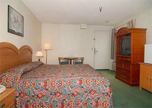 Отель Econo Lodge Pico Rivera