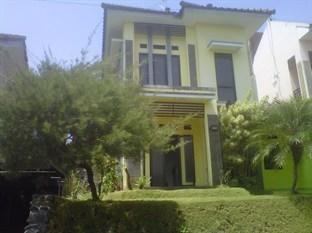 Апартаменты Villa Edelweiss Batu