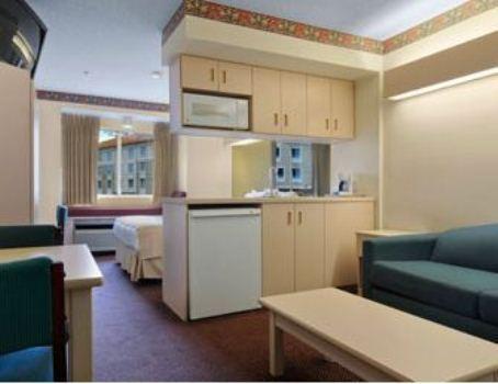 Отель Microtel Inn & Suites by Wyndham