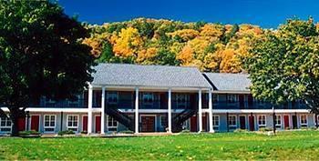 Отель Newbury Inn