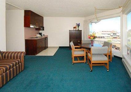 Отель Quality Inn Uptown