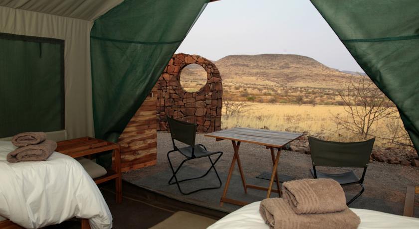 Отель Etendeka Mountain Camp