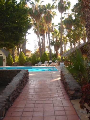 Отель Hotel Oasis