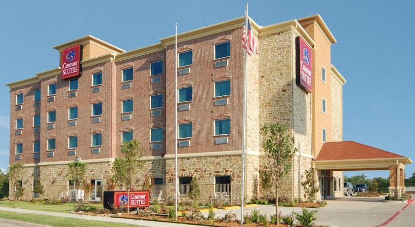 Отель Comfort Suites Benbrook