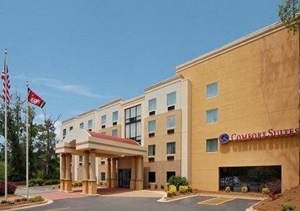 Отель Comfort Suites Downtown Athens