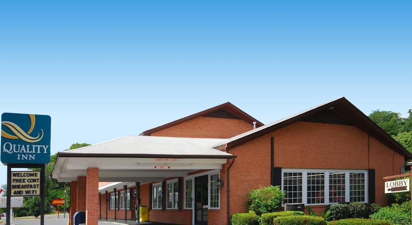Отель Quality Inn Skyline Drive