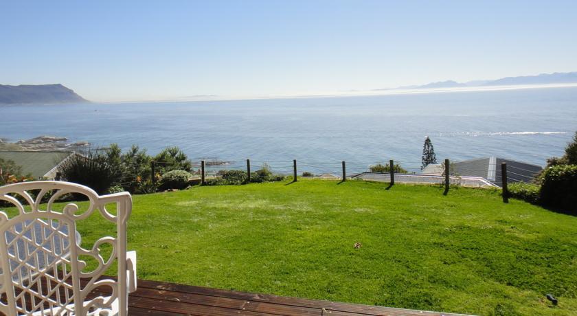 Апартаменты Whale View House