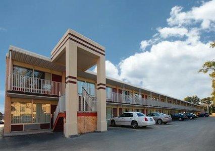Отель Econo Lodge Effingham