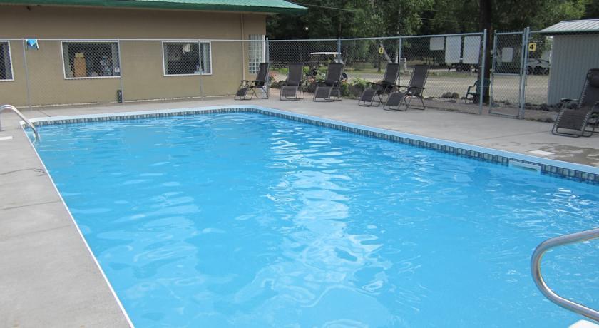 Отель Clearwater Valley Resort