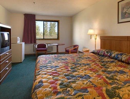 Отель Super 8 Bourbonnais