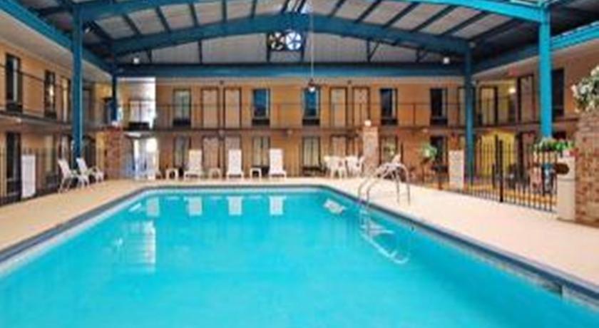 Отель Knights Inn Knoxville