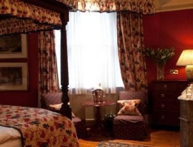 Отель The Red Lion Hotel