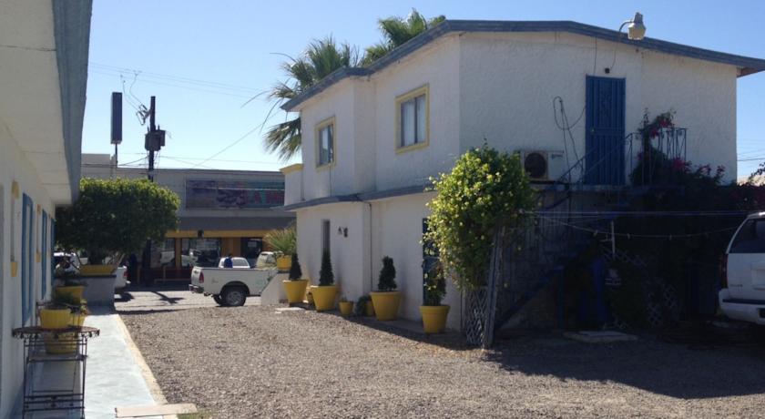 Отель Motel Carmelita