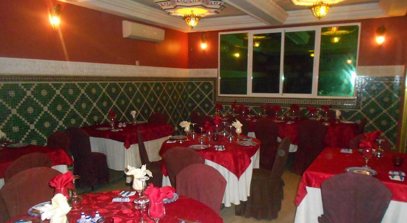 Отель Hôtel Cabourg