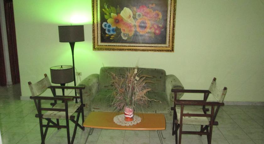 Гостевой дом Santa Helena Hostal