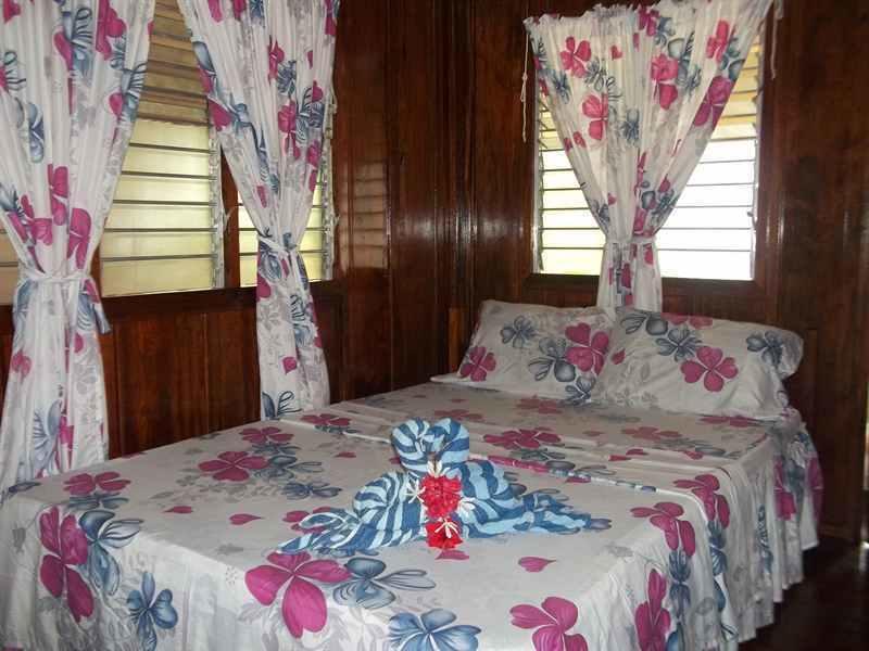 Отель Ausan Beach Front Cottages