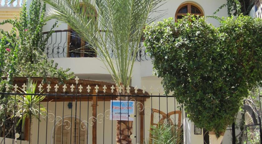 Villa Luxor