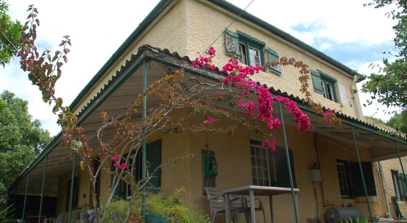 Хостел Fairy Knowe Backpackers