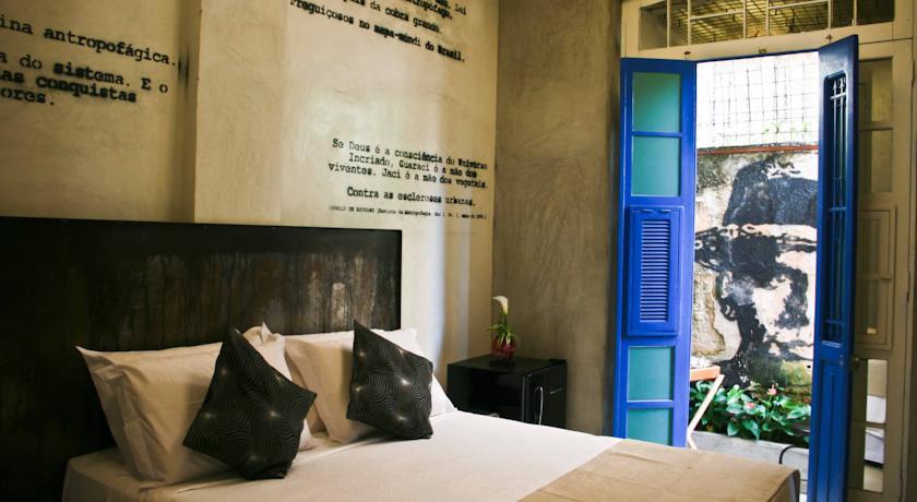 Modernistas Hospedagem e Arte