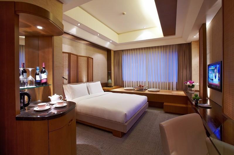 Отель Kunming Xiangjiang Hotel