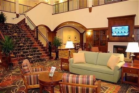 Отель Country Inn & Suites by Carlson Braselton