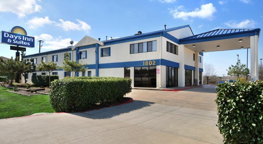 Отель Days Inn and Suites Round Rock