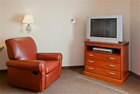 Отель Candlewood Suites Elkhart
